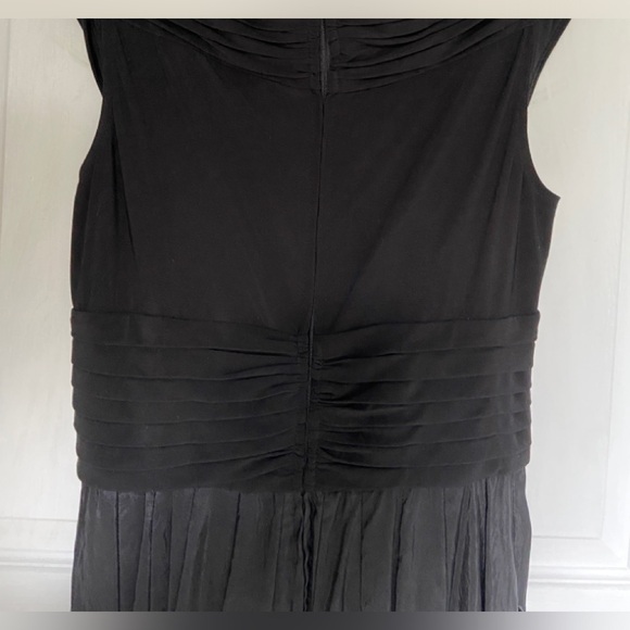 Adrianna Papell sleeveless fit and flare midi cocktail dress - Picture 7 of 7